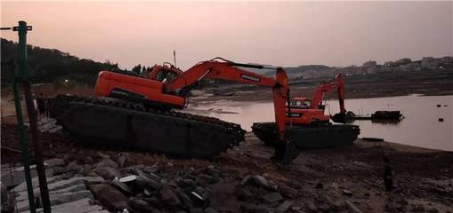 民強(qiáng)水陸兩用挖掘機(jī)出租 洪湖市大沙優(yōu)質(zhì)推薦商家，助力高效施工
